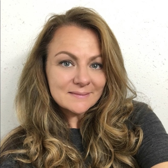 Meet your Posher, Beverly - Picture 1 of 1